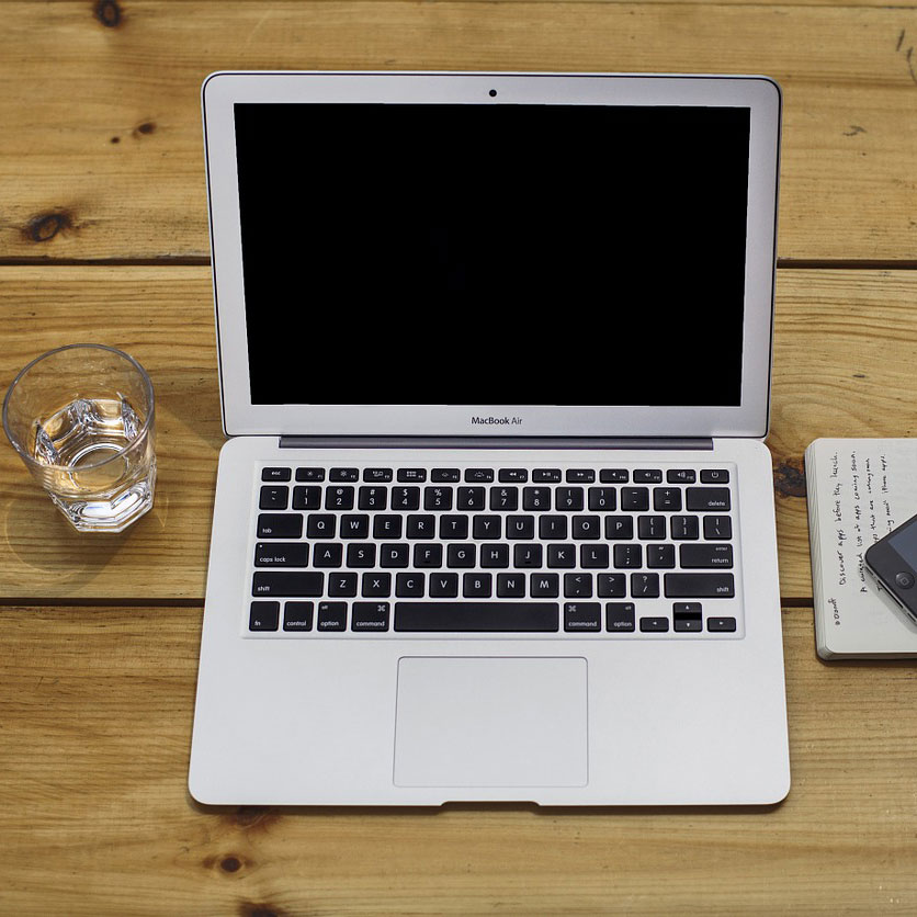 Praca zdalna – jaki ekspres wybrać do pracy w domowym biurze?